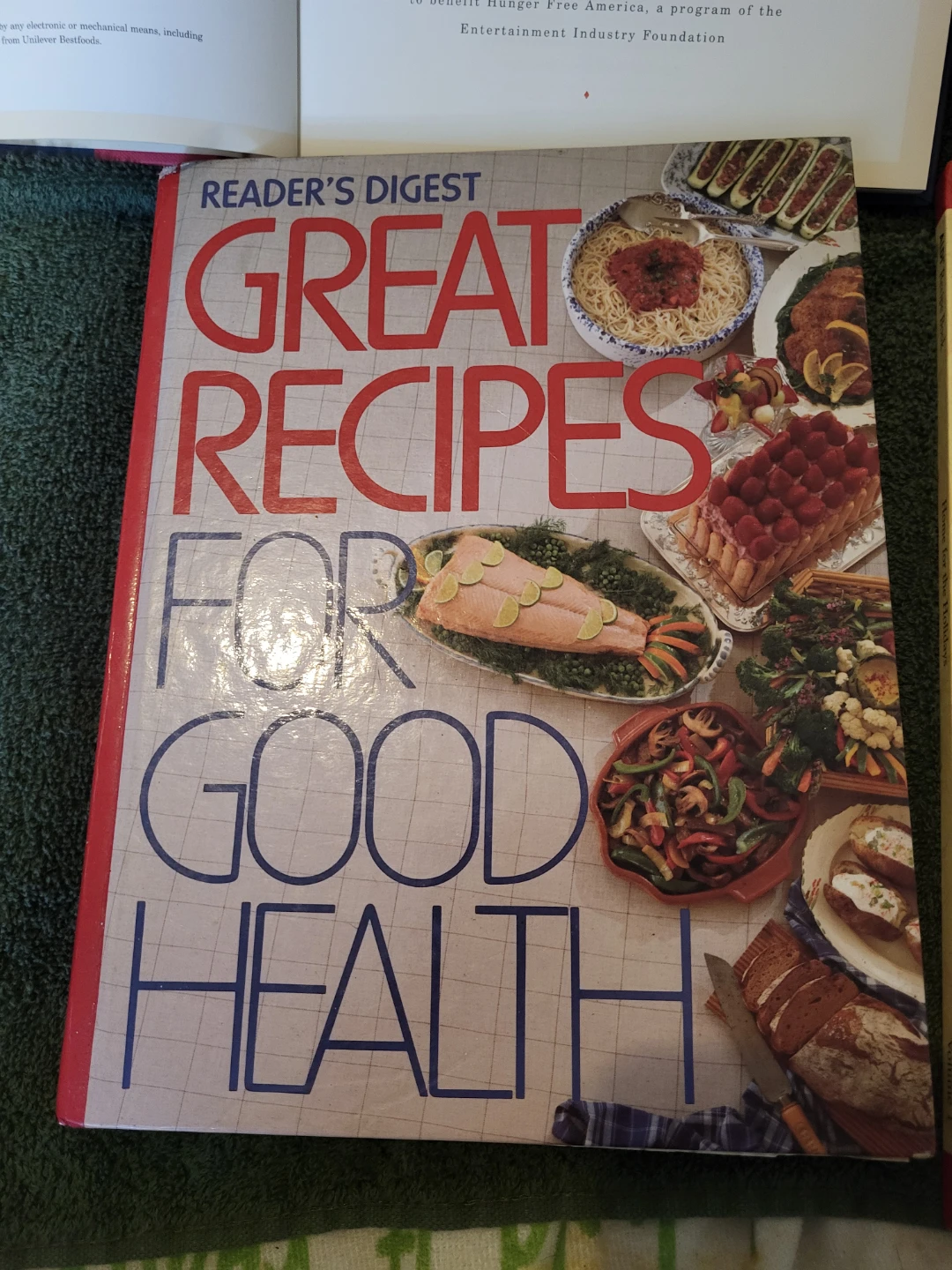 Set of 4 Assorted Cookbooks - photo 5