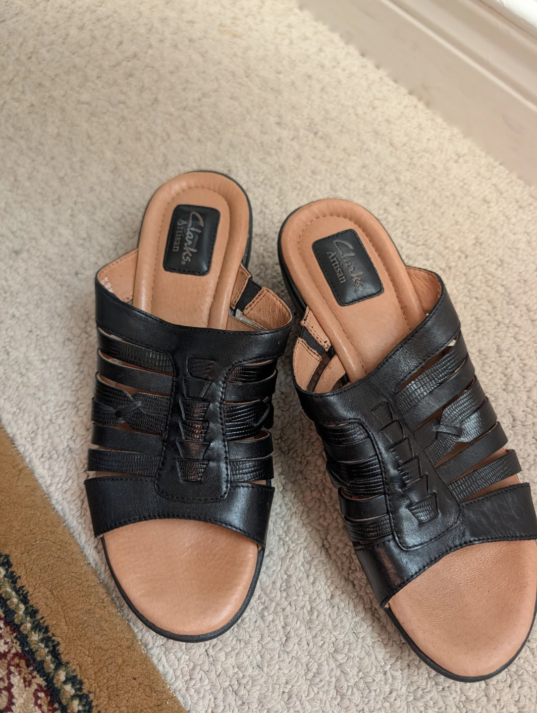 Clarks Artisan Black Leather Sandals - photo 3