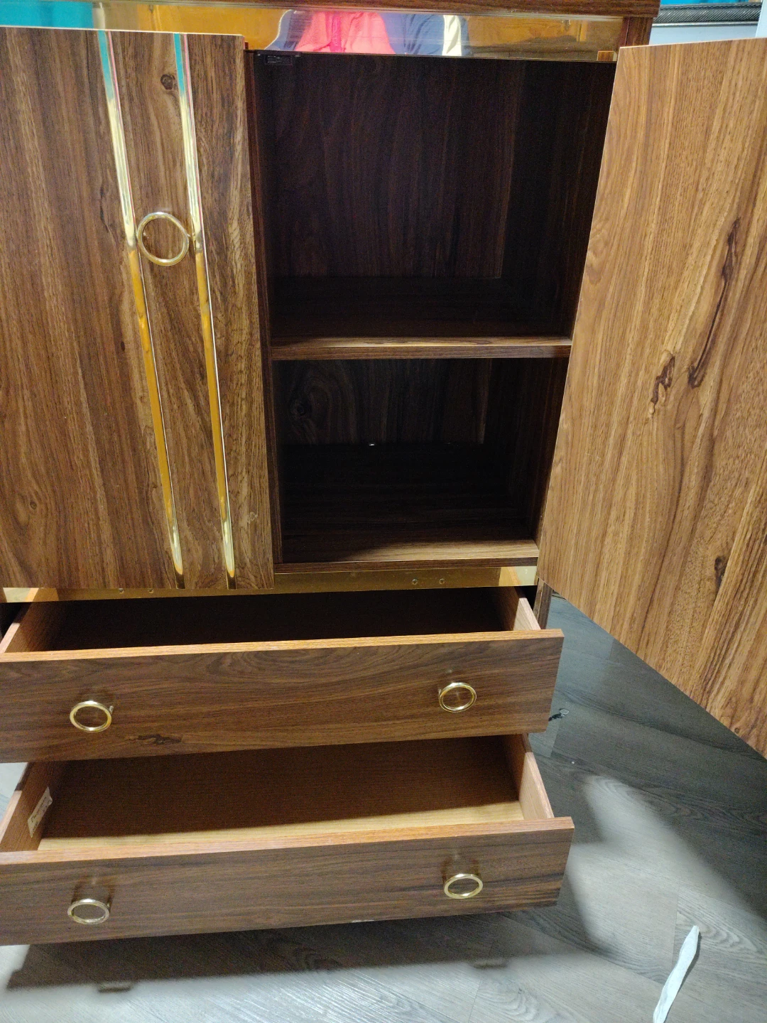 Wood cabinet with drawers - photo 2