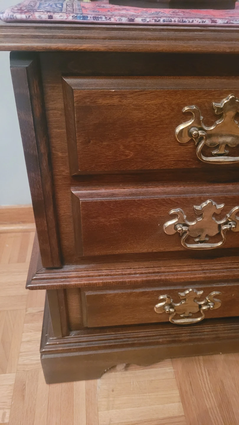 Wood chest - photo 2