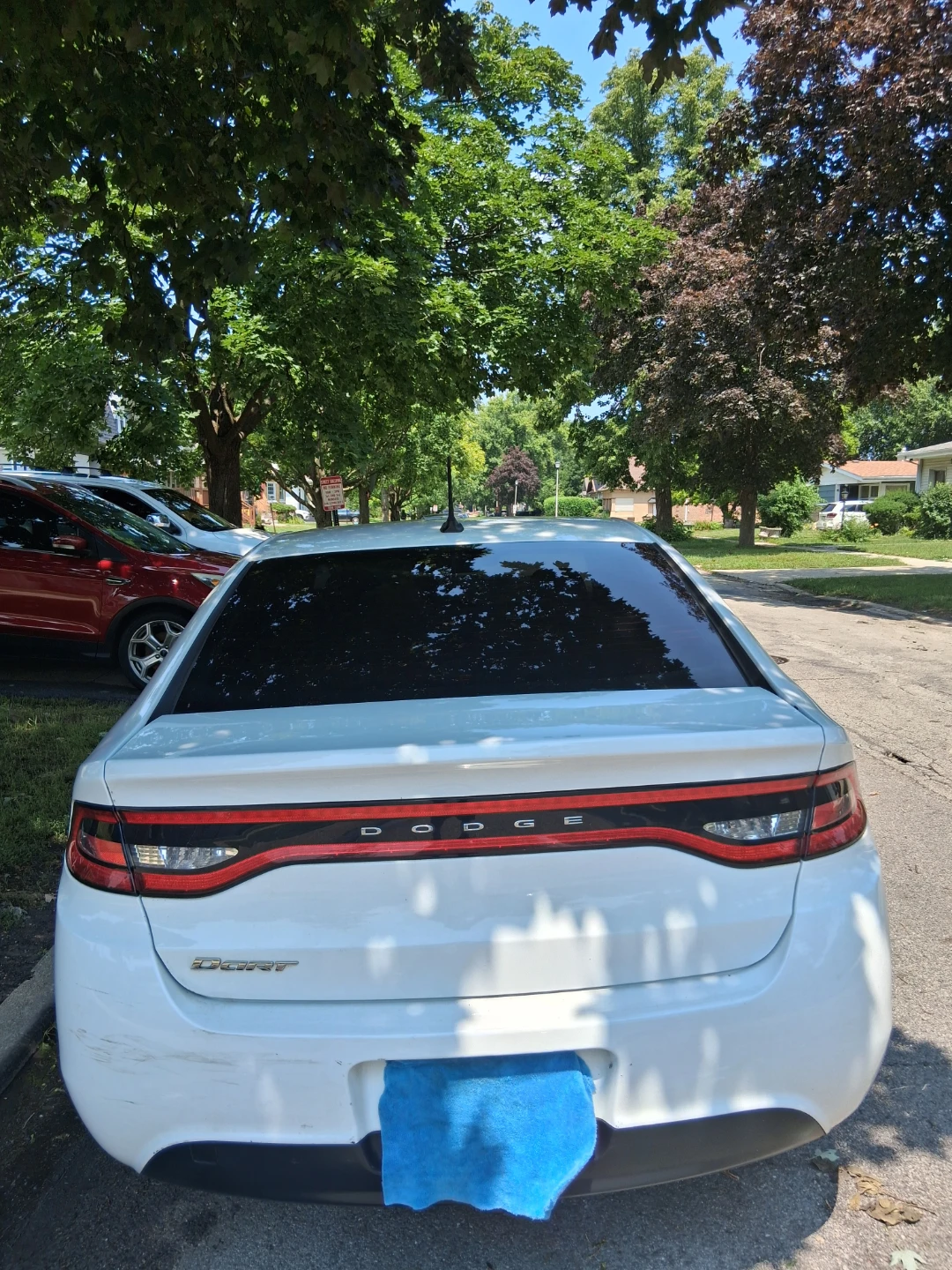 White Dodge Dart Sedan - photo 5