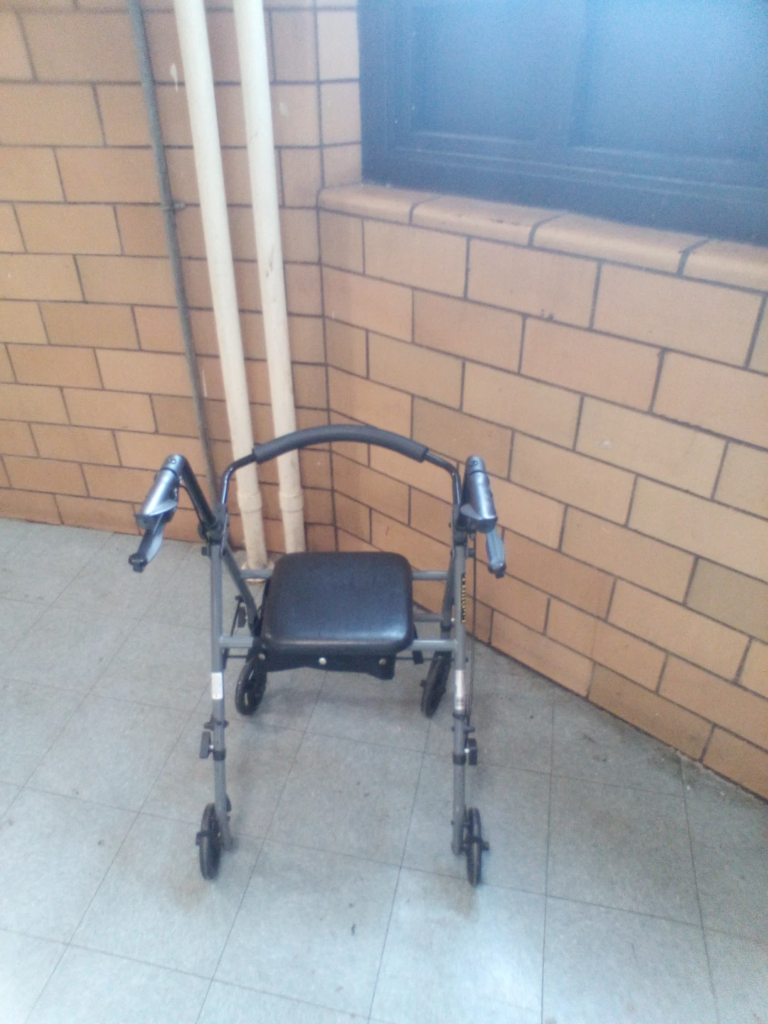 Drive Medical Rolling Walker - photo 4