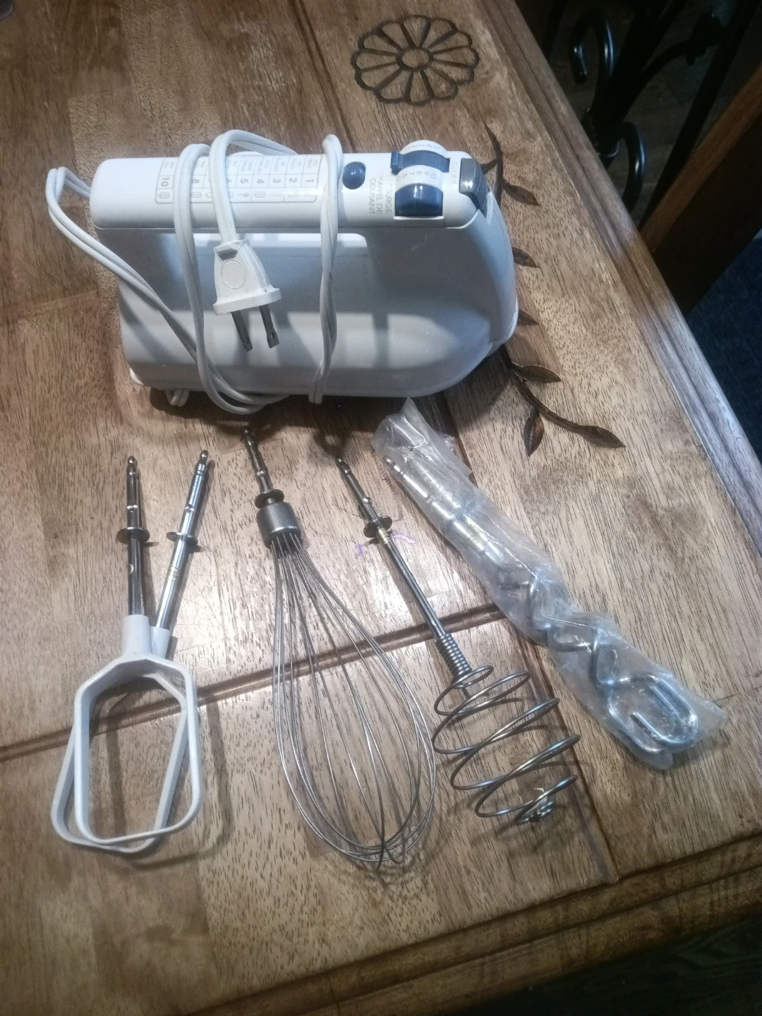Sunbeam Hand Mixer with Attachments
