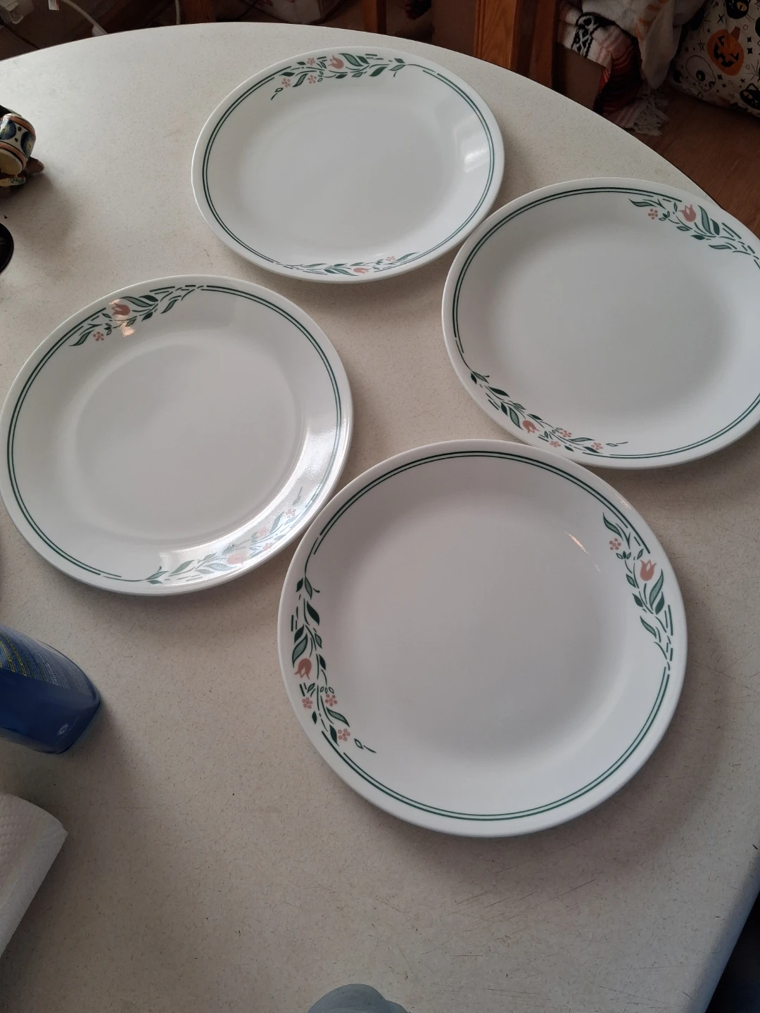 Vintage Corelle Rosemarie 12 Piece Set - photo 2