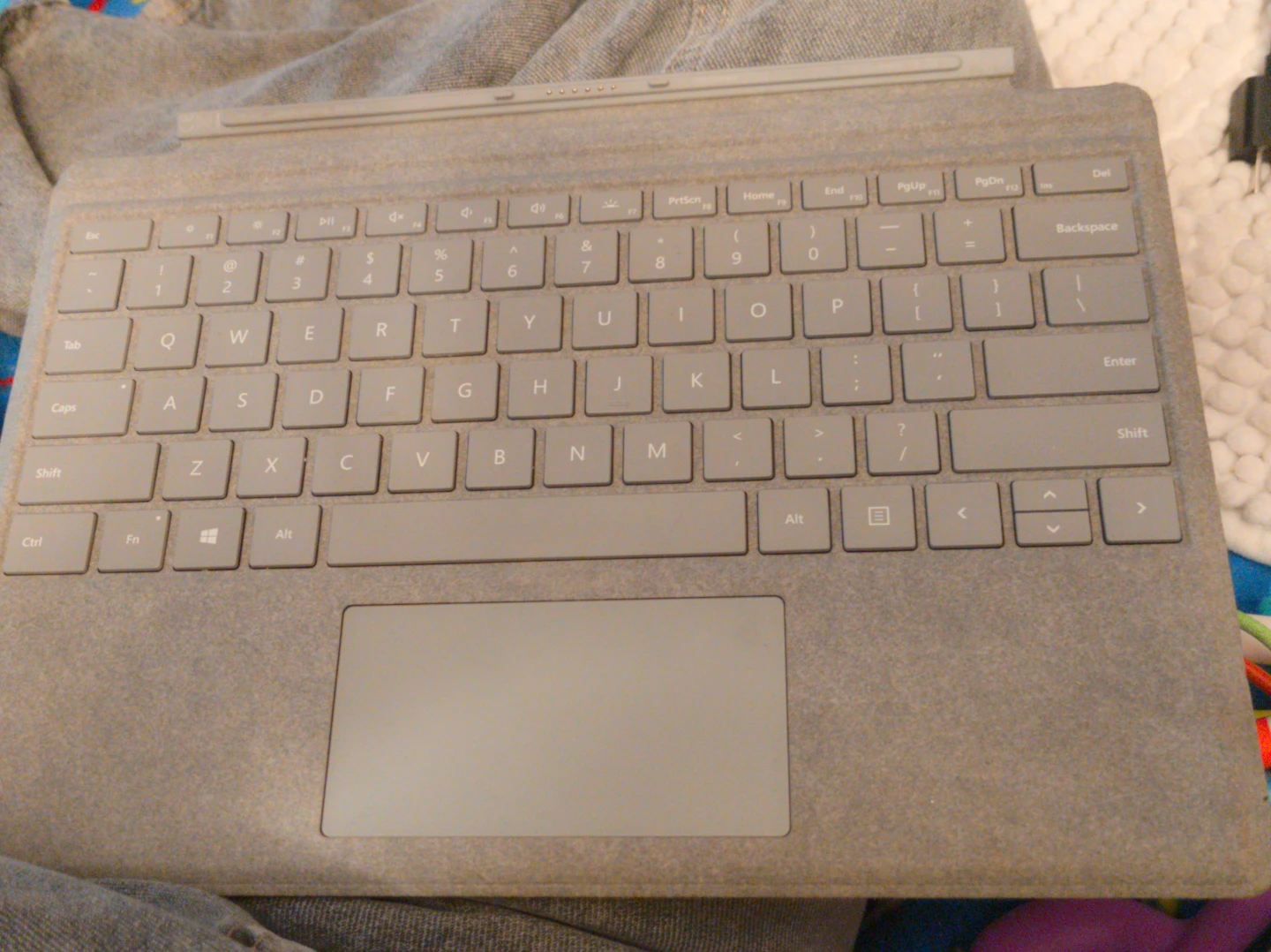 Microsoft Surface Keyboard & 65W Power Adapter - photo 4