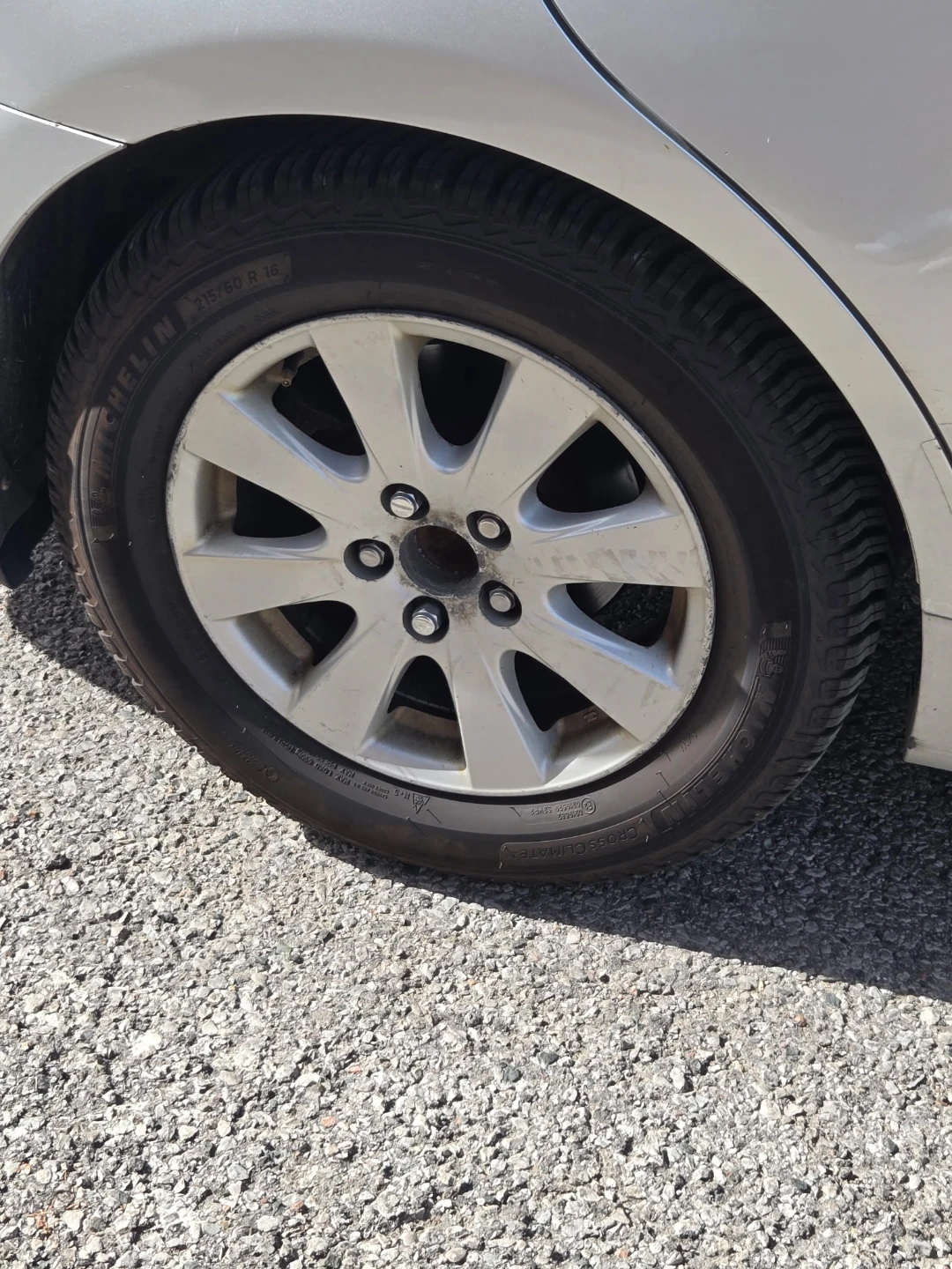 Michelin CrossClimate 2 Tire 215/60 R16 [Full Set] - photo 2