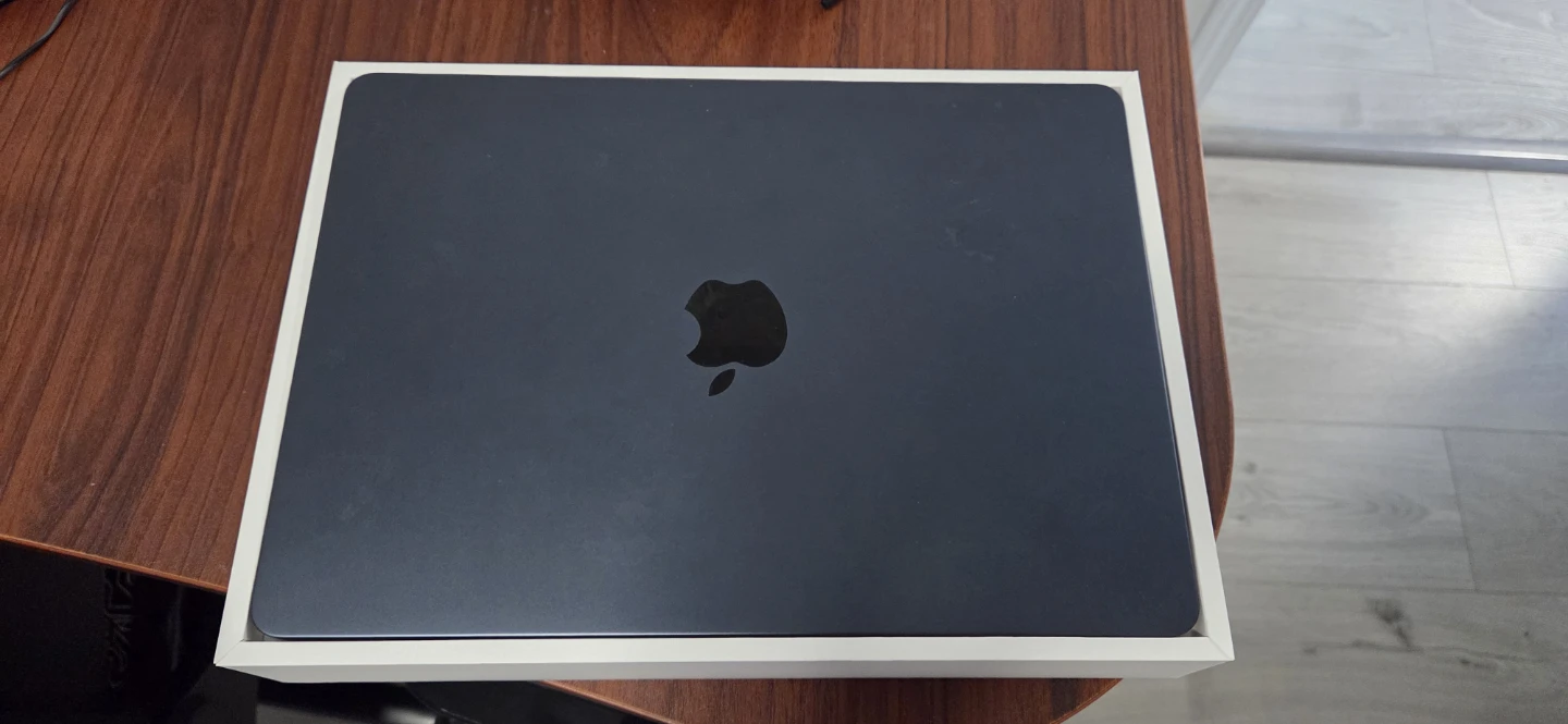 Apple MacBook Air 13-inch - photo 3