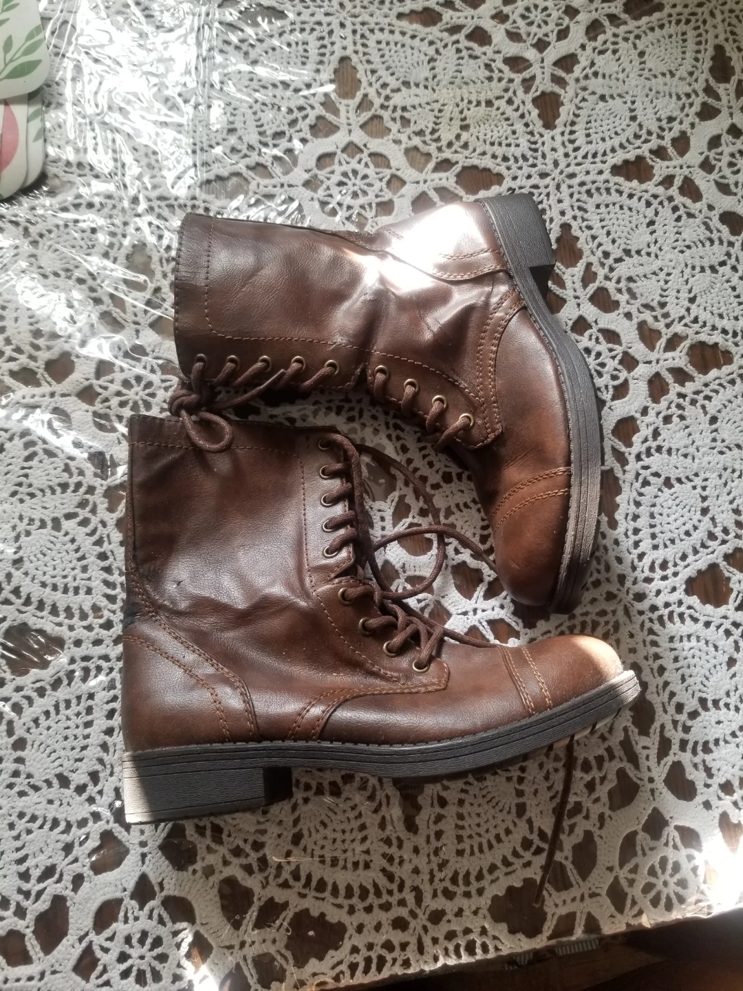 Brash Brown Lace-Up Boots Size 9 - photo 2