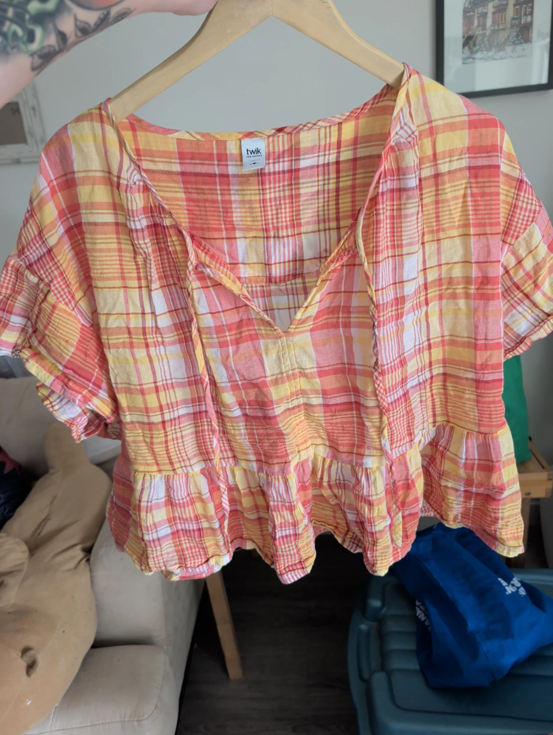 Twik Par Simons Plaid Peplum Top