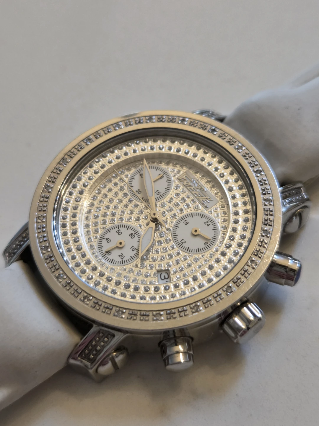 Freeze FR15571 Diamond Watch - photo 4