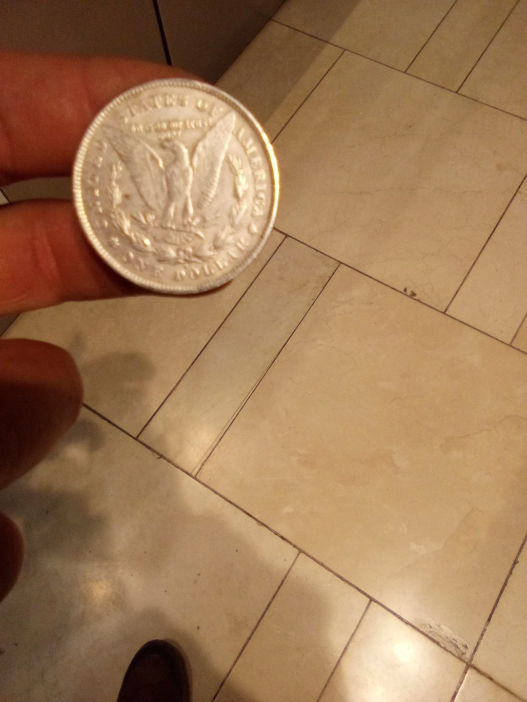 1883 Morgan Silver Dollar - photo 2