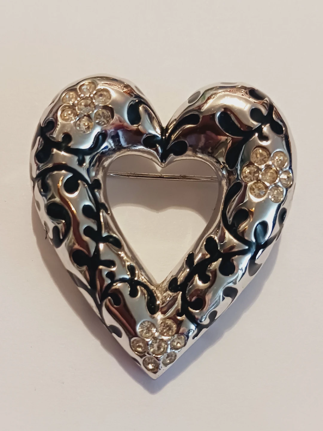 D'ORLAN Signed Beautiful  Heart  ❤️ 💙 Brooch