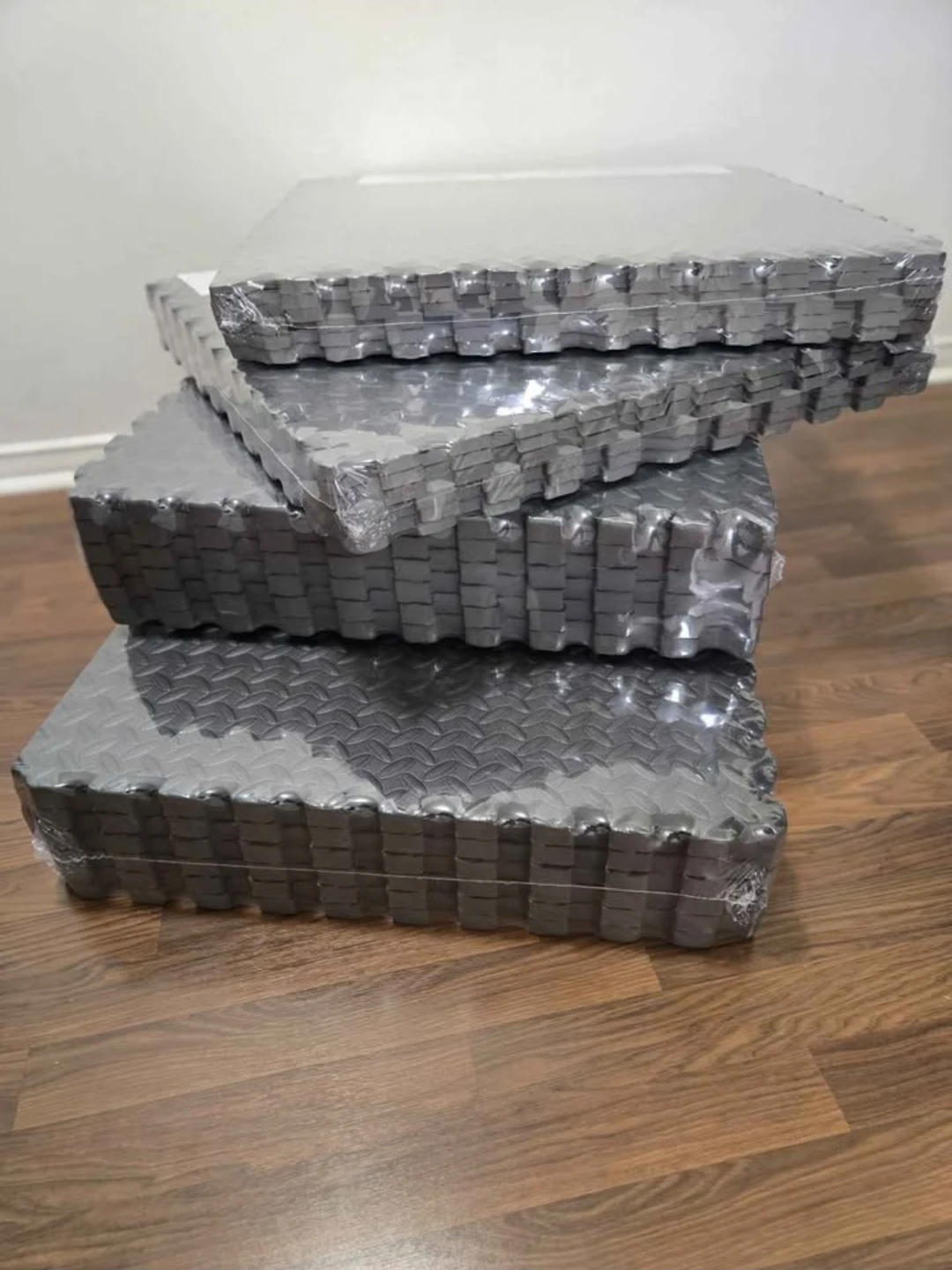 1/2 inch thick foam mats, 6 per pack, covers 24sq ft. New - photo 2