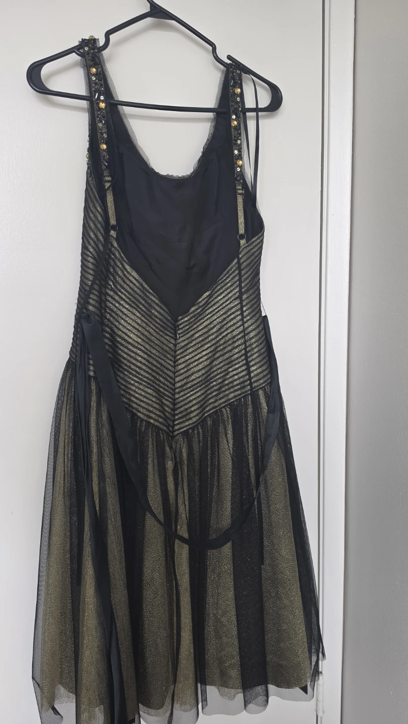 Black and Gold Sequin BCBG Dress - photo 2