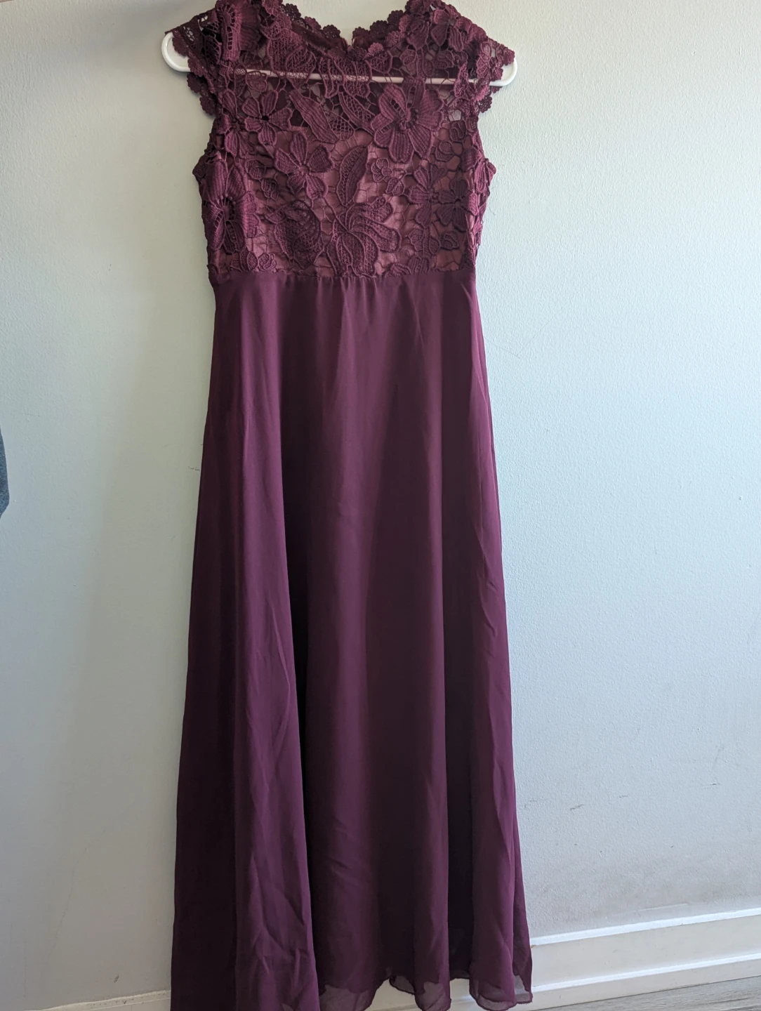 Burgundy Lace Maxi Dress