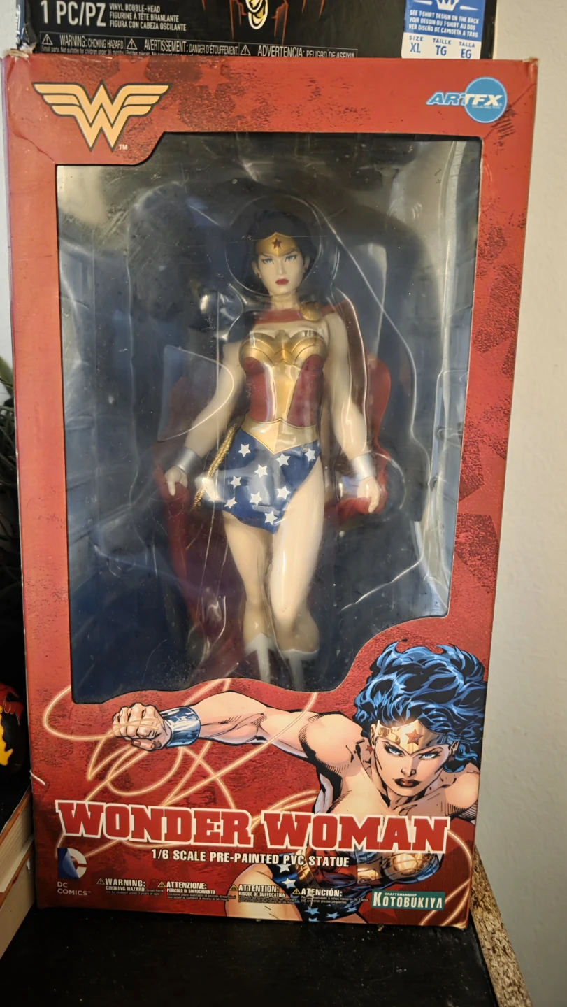 Kotobukiya Wonder Woman 1/6 Scale PVC Statue - photo 3