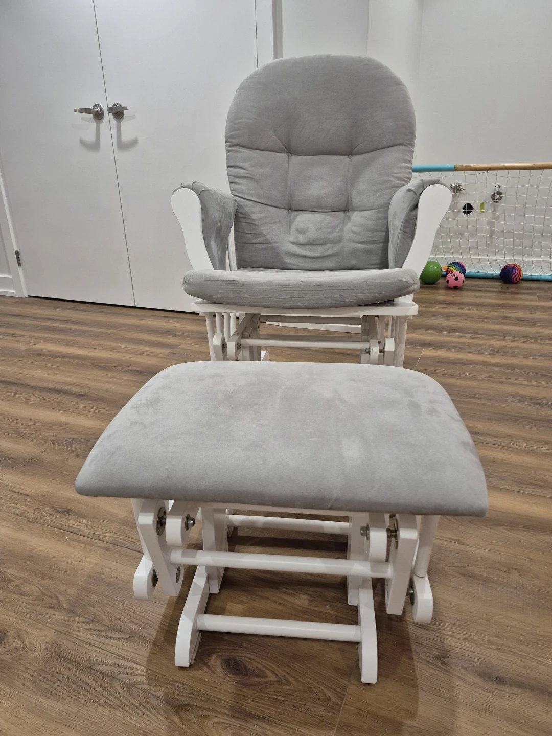 White Glider Rocking Chair with Ottoman - photo 4
