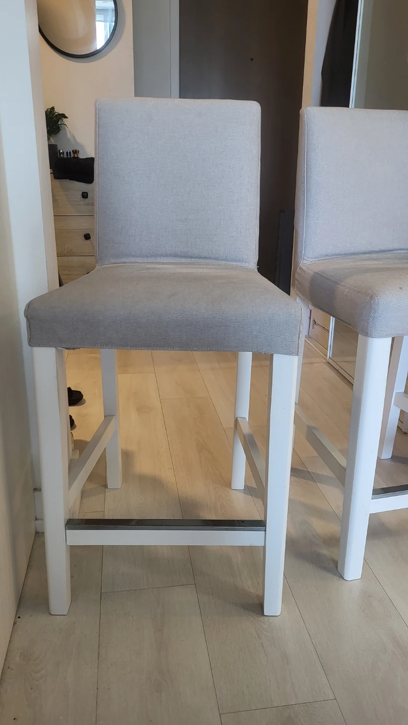 IKEA BERGMUND Bar Stools - photo 3