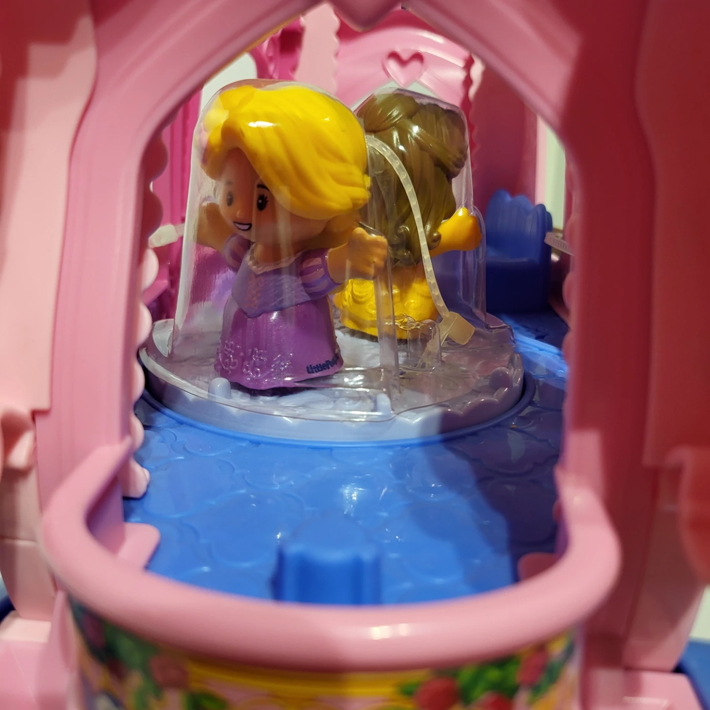 Fisher-Price Disney Princess Little People Musical Carriage - photo 3