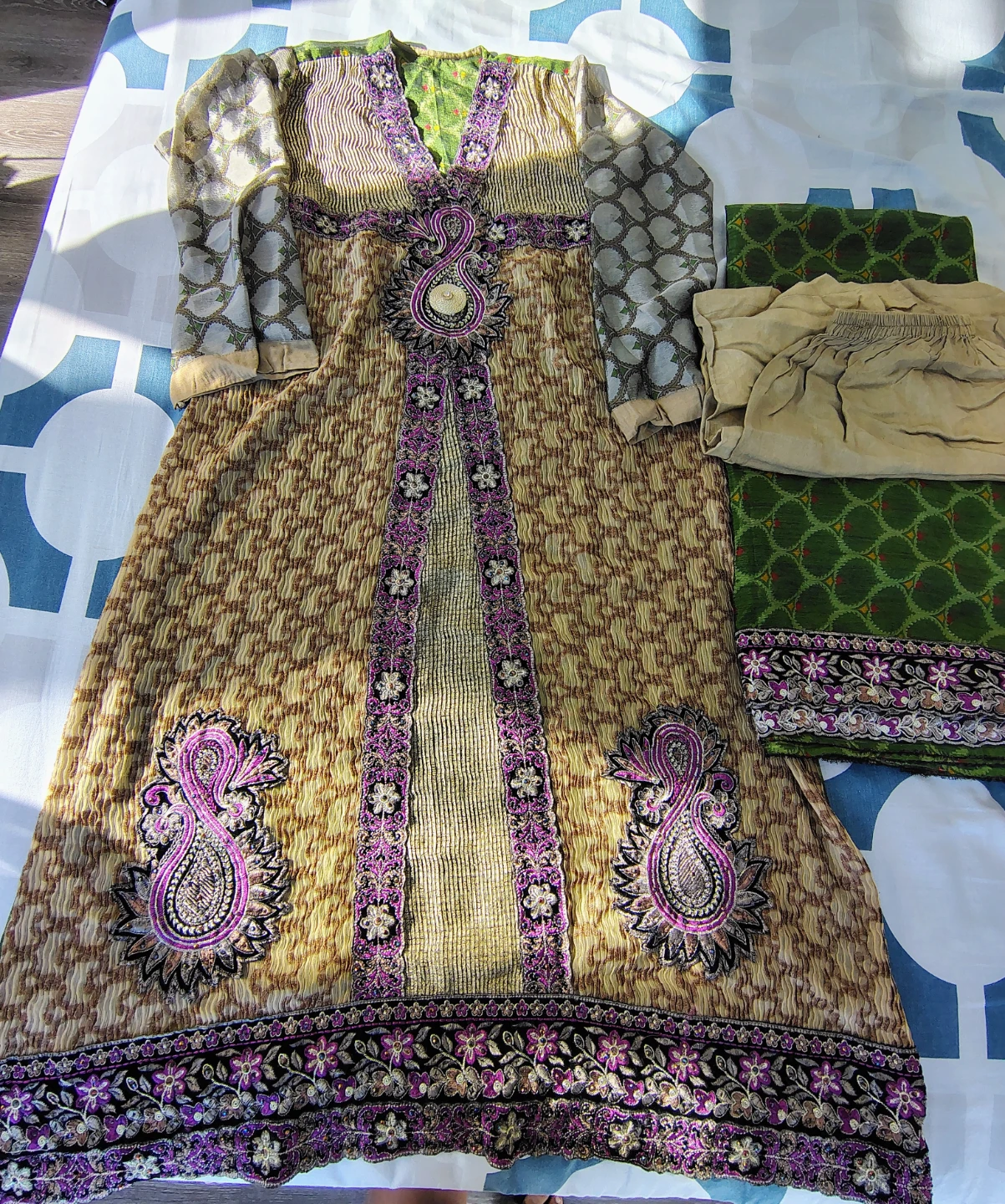 Embroidered Pakistani Salwar Kameez Suit Set