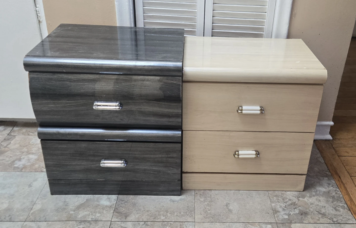 Side Tables With 2 Drawers.