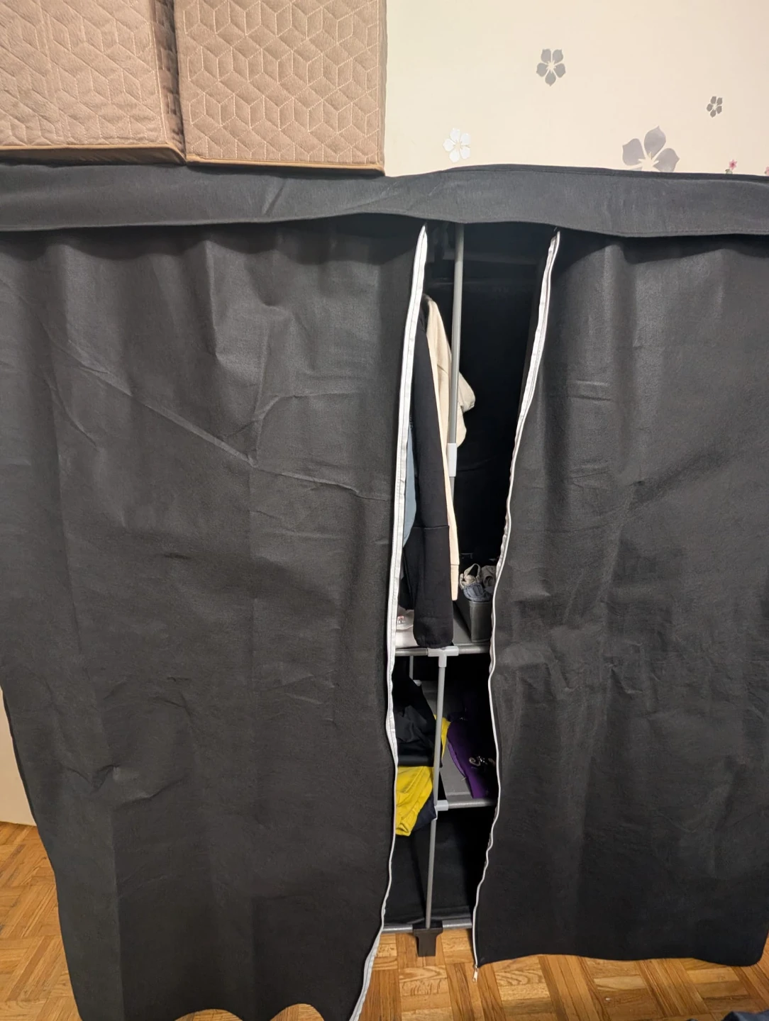 Portable Fabric Wardrobe with Shelves