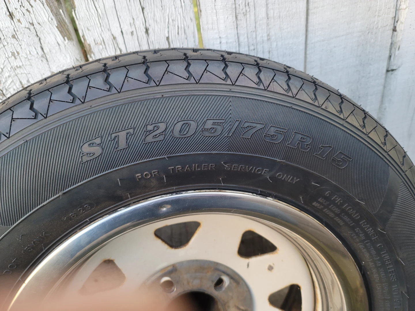 ST205/75R15 Trailer Tire with White Rim