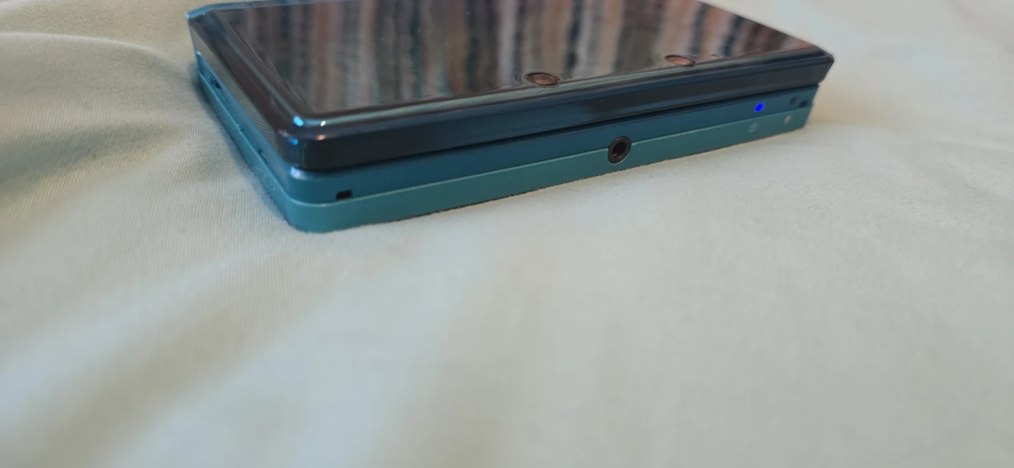 Nintendo 3DS Aqua Blue – Modded, Fully Working + Charger - photo 3