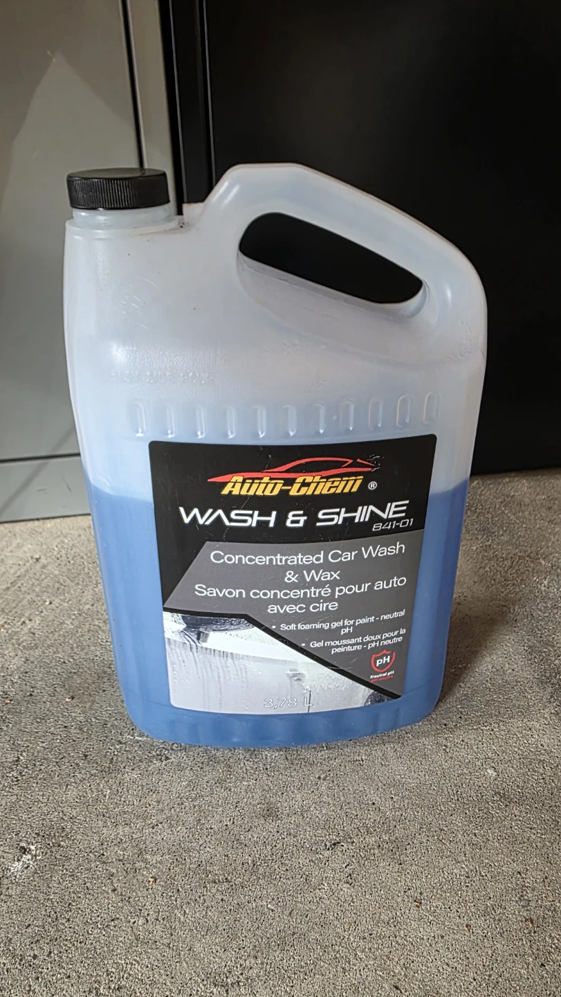 Auto-Chem Wash & Shine Concentrated Car Wash & Wax