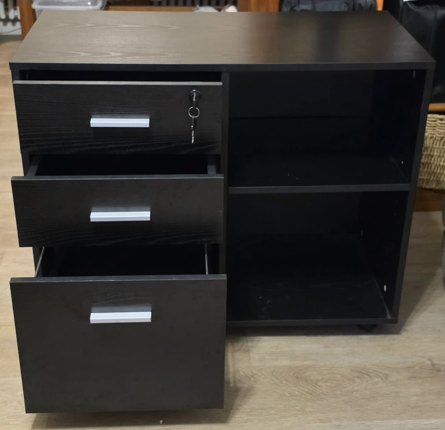 3 Door Utility cabinet - photo 3