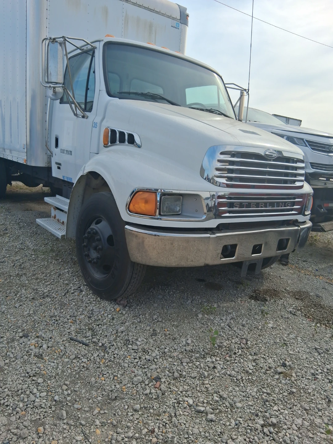 Sterling truck 120 millas