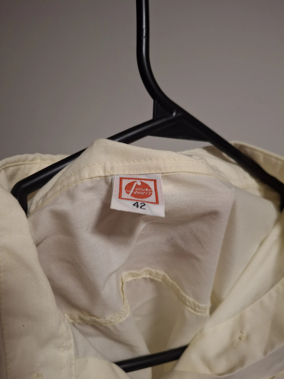 4 Various Clothing Items - photo 2