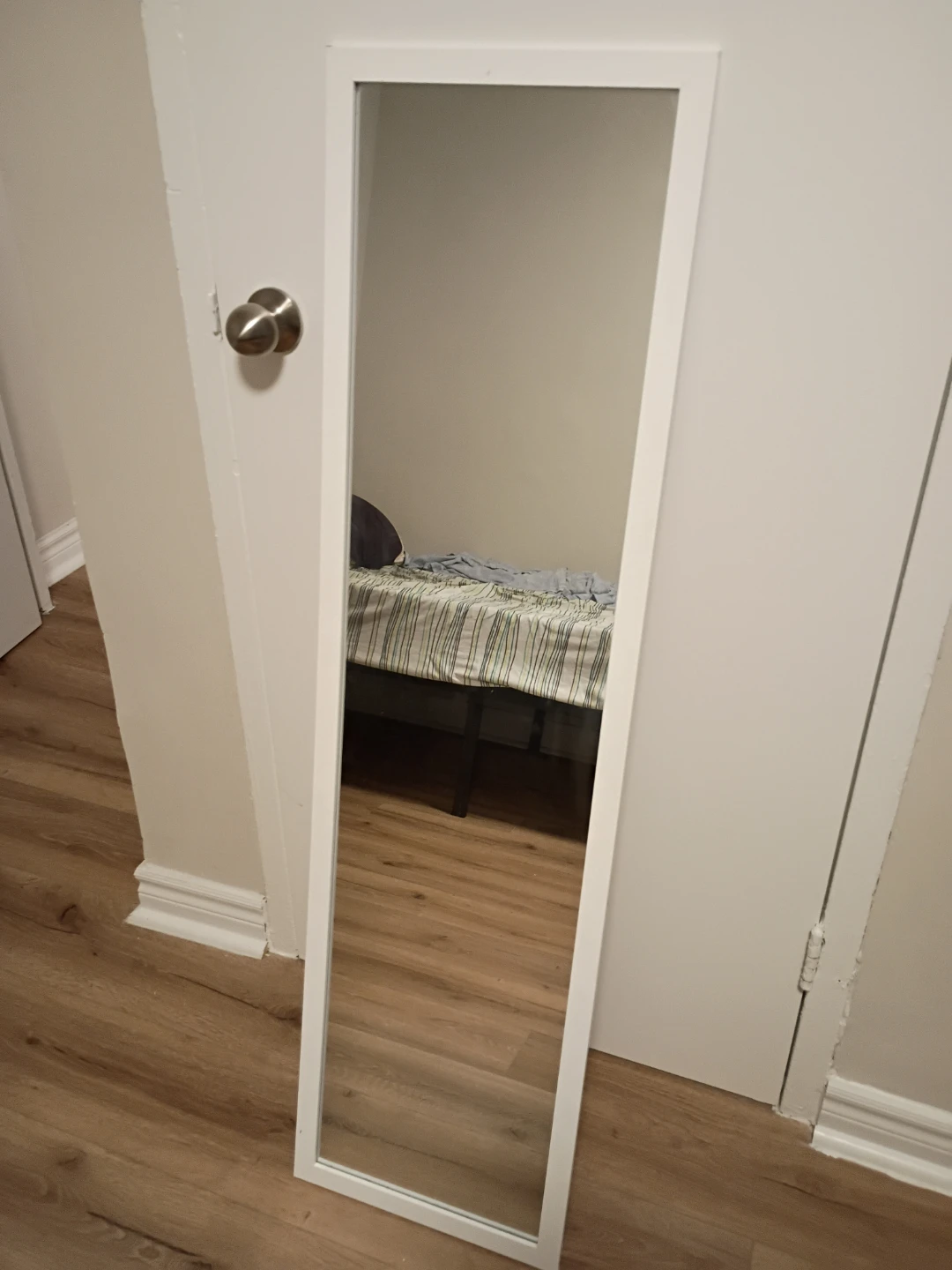 White Full-Length Floor Mirror - photo 3