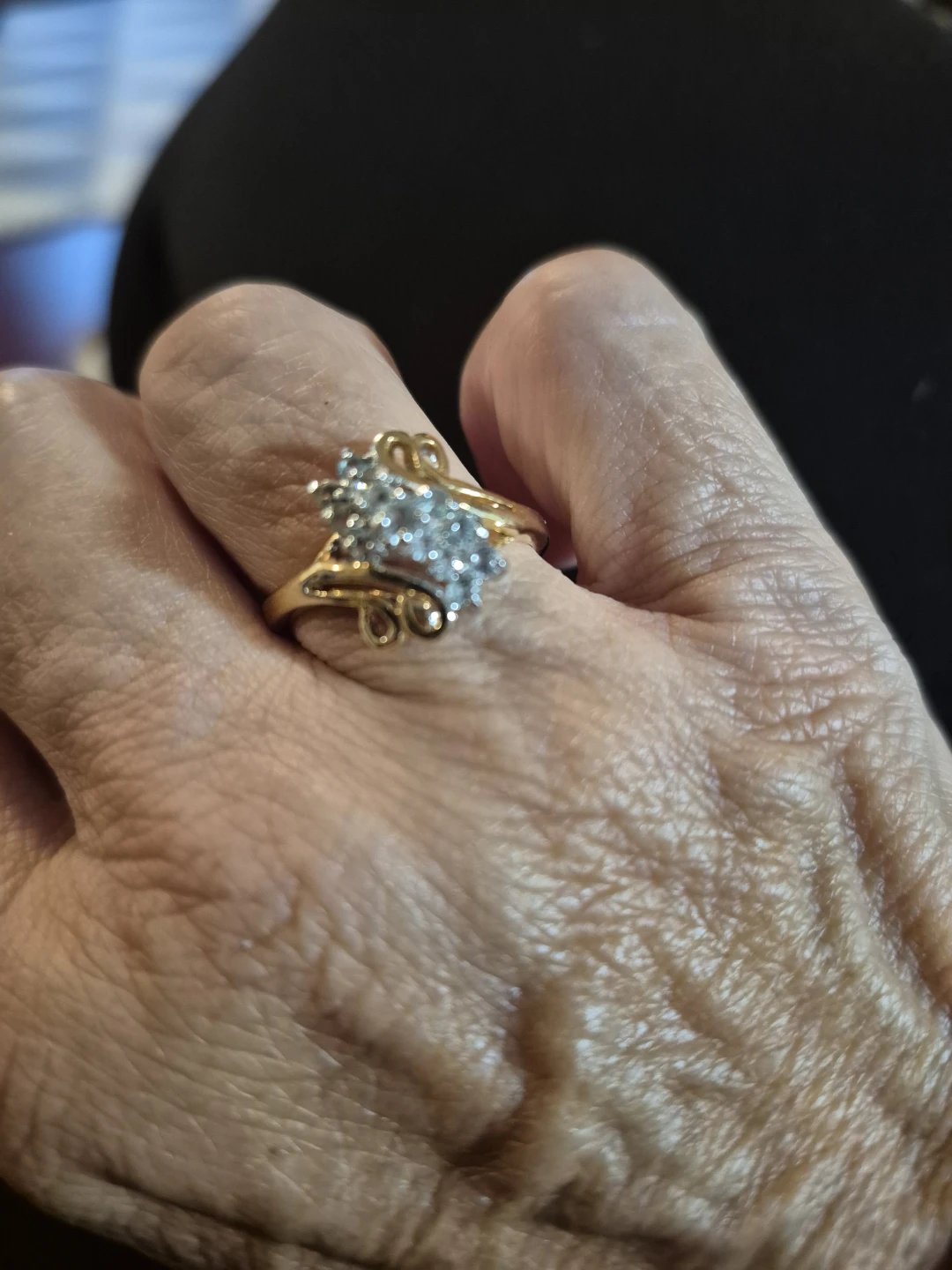 Gold-tone ring with clear stones - photo 3