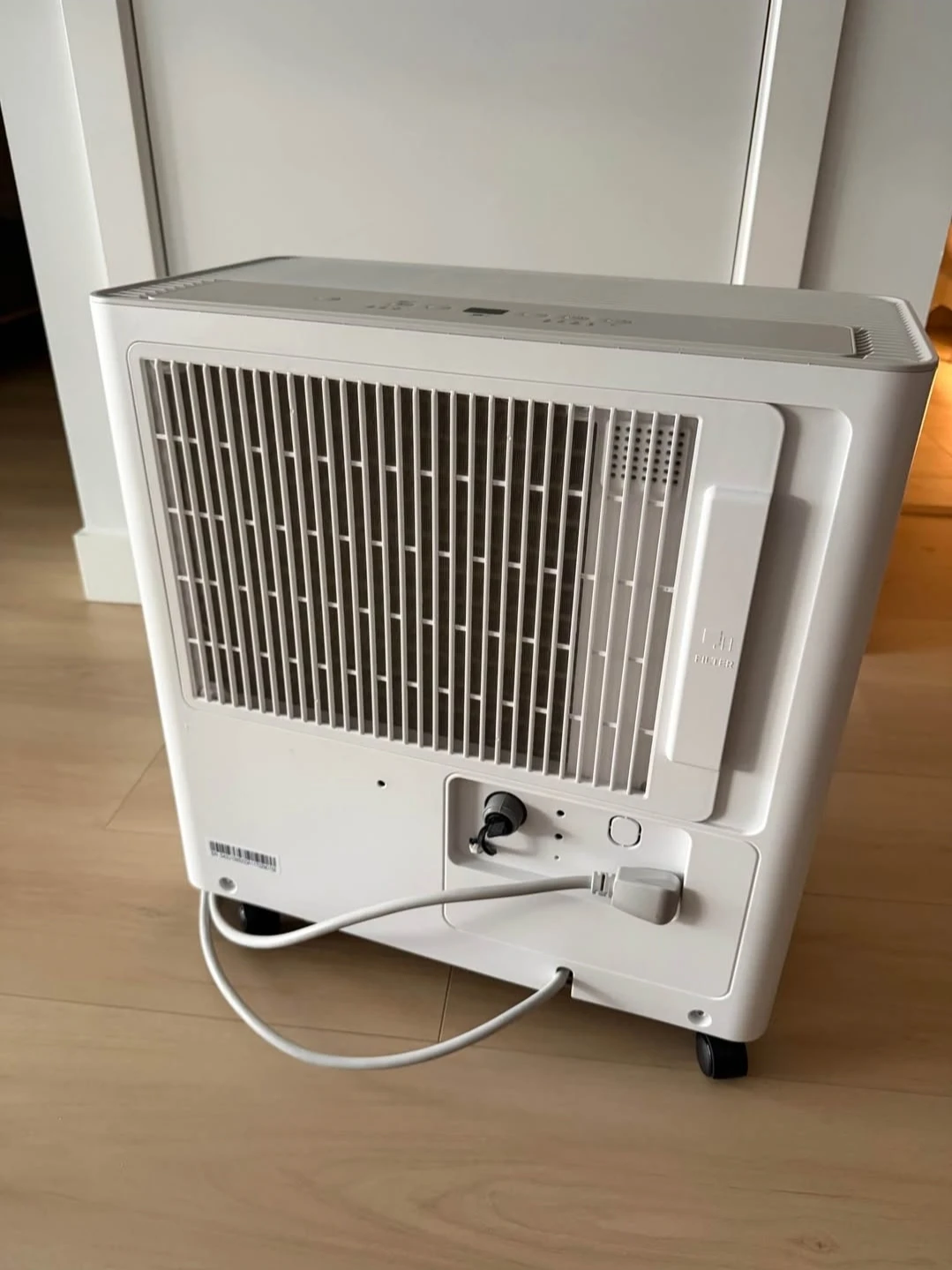 Vissani Dehumidifier for flooded basement - photo 2