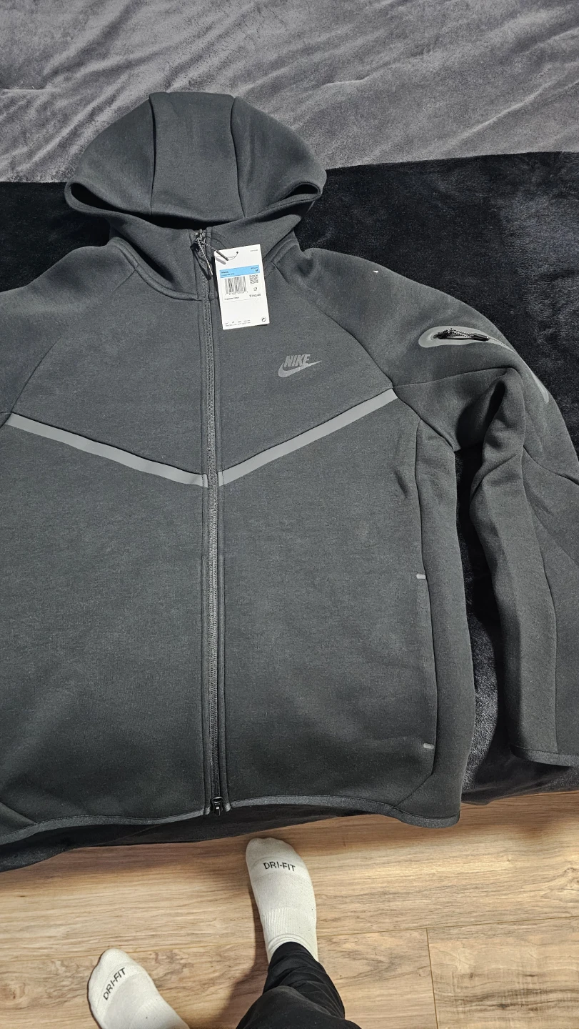 Nike Tech Fleece Full-Zip Hoodie Mens Medium - photo 2
