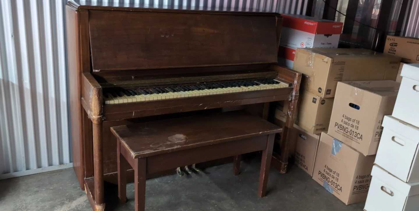 Upright piano - photo 3