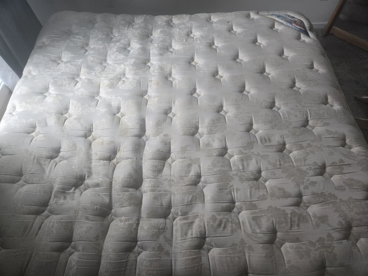 King Koil Lindsey Mattress and Box Spring - photo 2