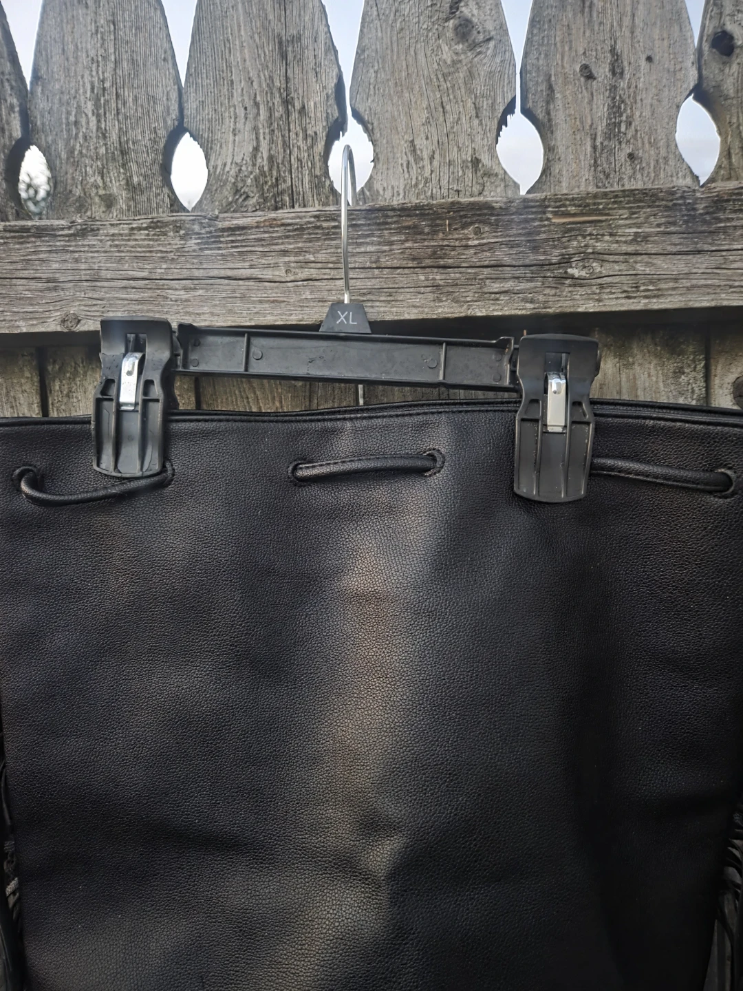 Victoria's Secret Black Fringed Bucket Bag - photo 4