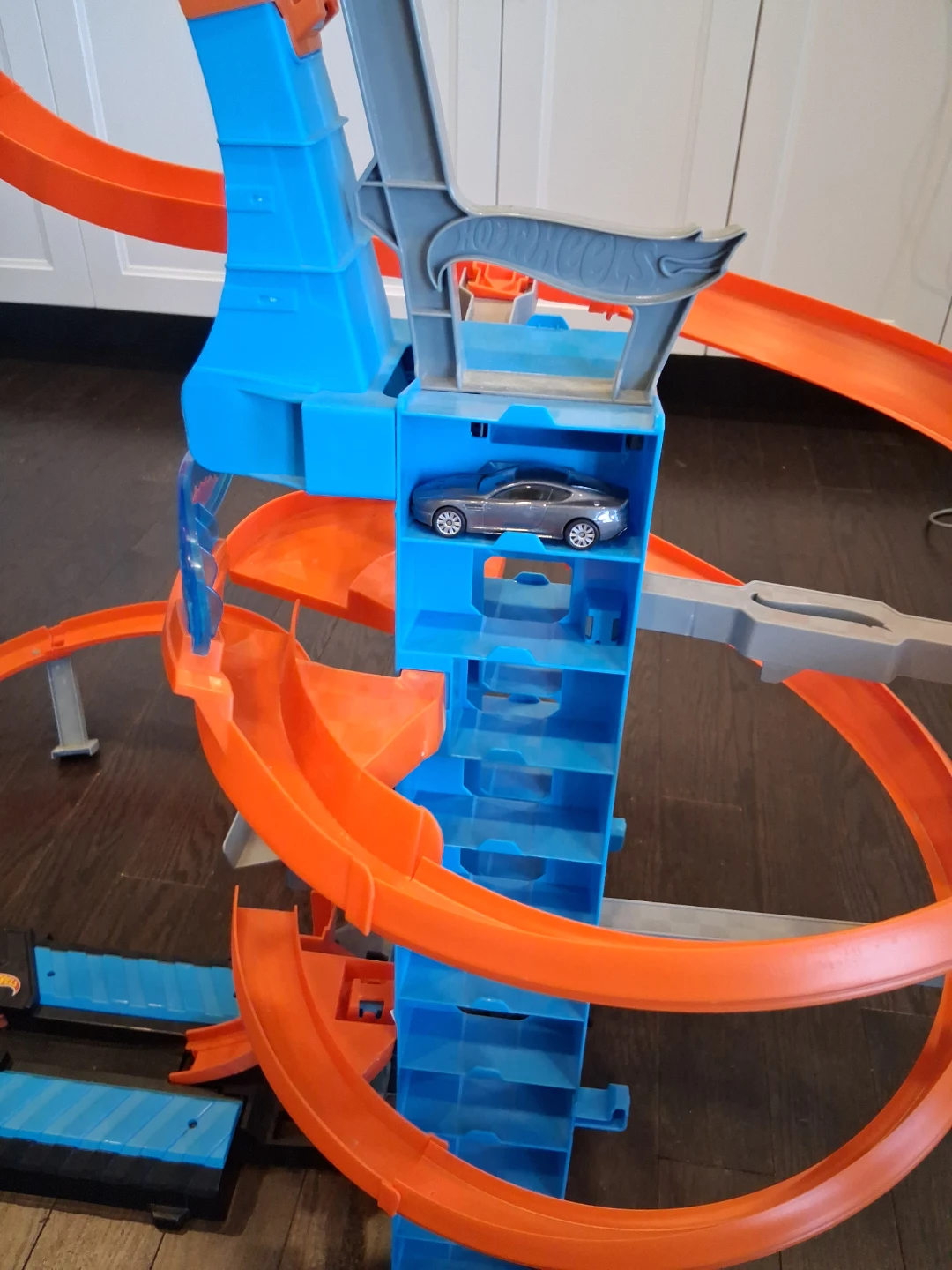 Hot Wheels Action Spiral Speed Crash Track Set - photo 2