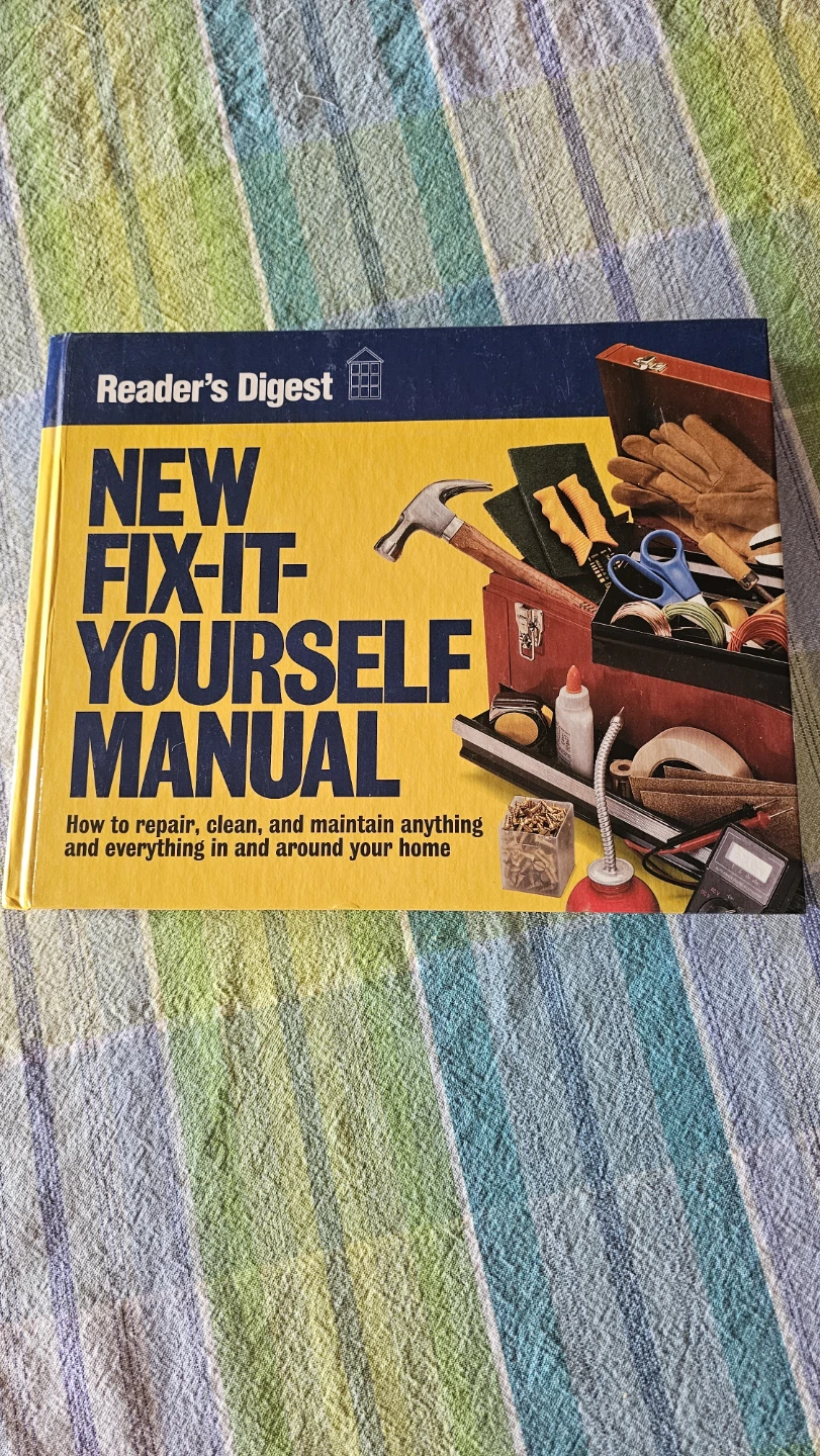 Reader's Digest New Fix-It-Yourself Manual