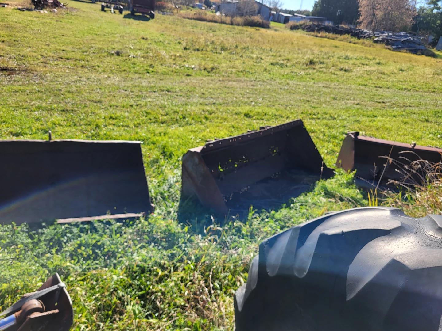 JD Tractor Loader Buckets