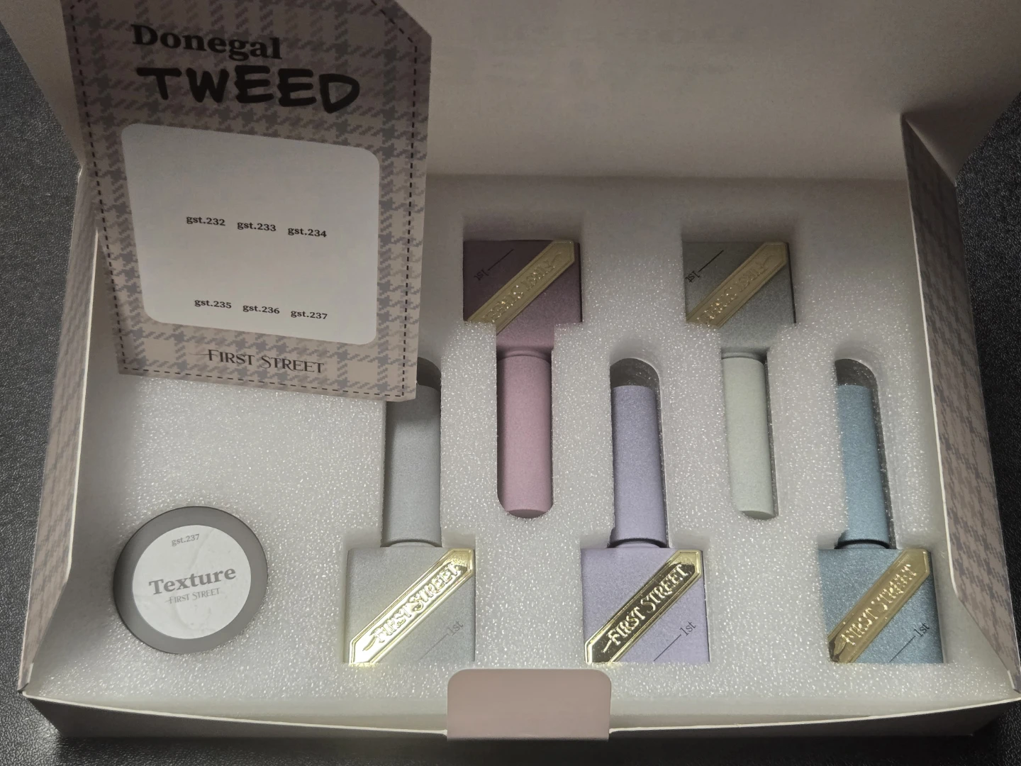 First Street Donegal Tweed Gel Polish Set (Band New)