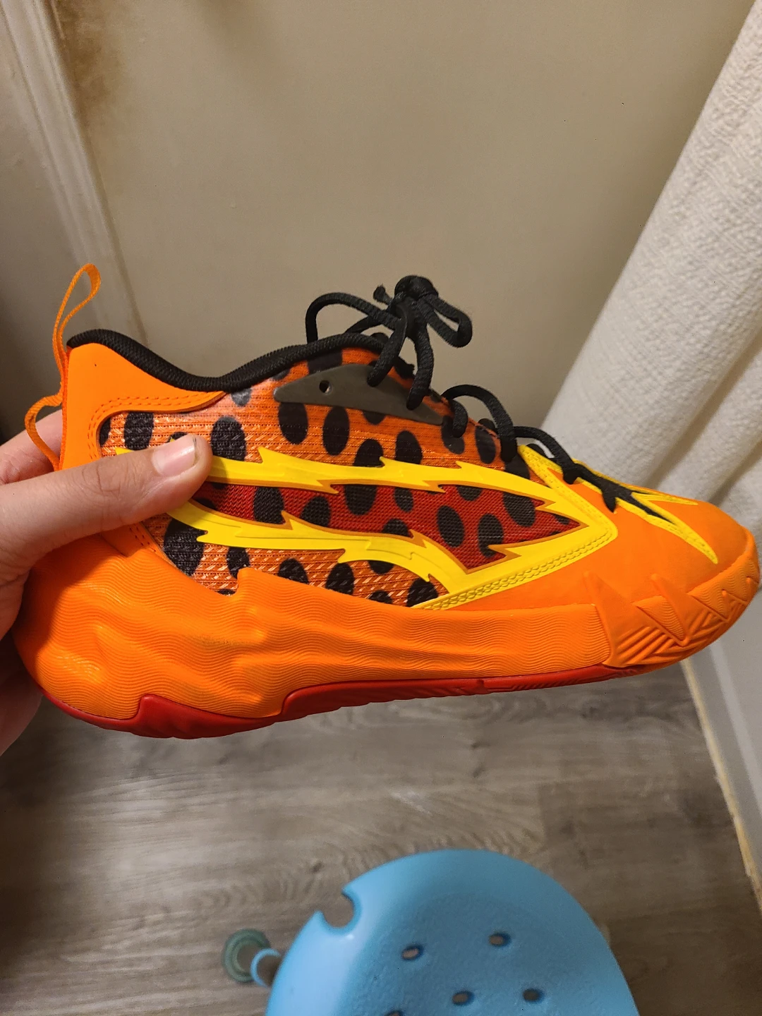 Basketball shoes - photo 2