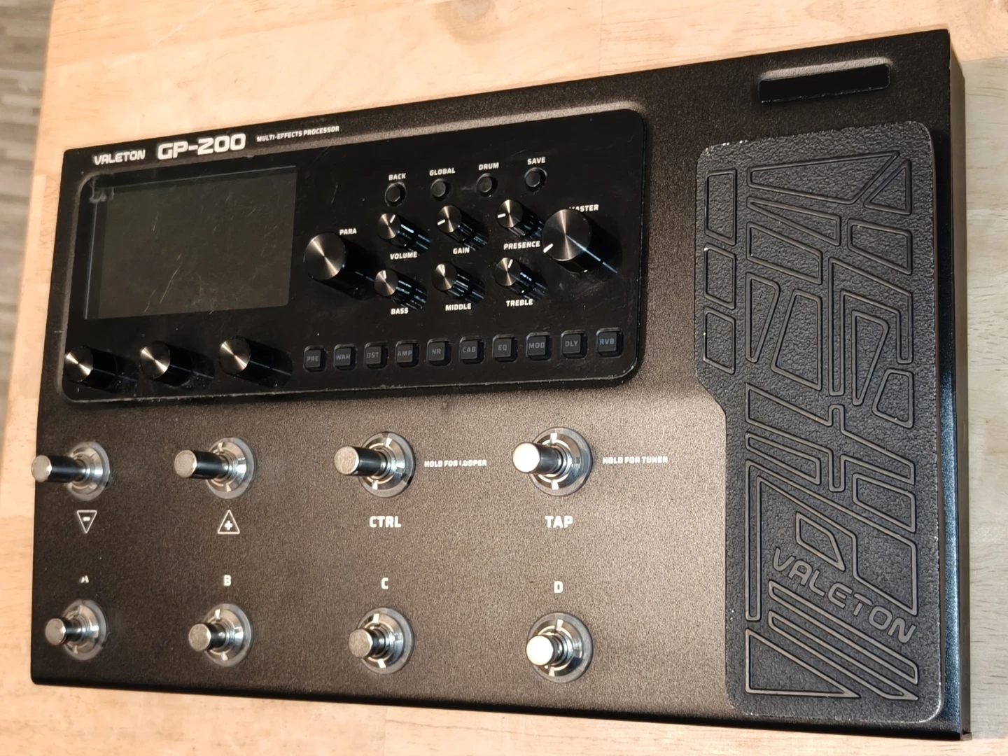 Valeton GP-200 Multi-Effects Processor