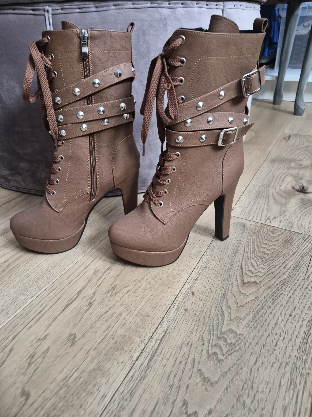 Brown new platform ankle boots - photo 2