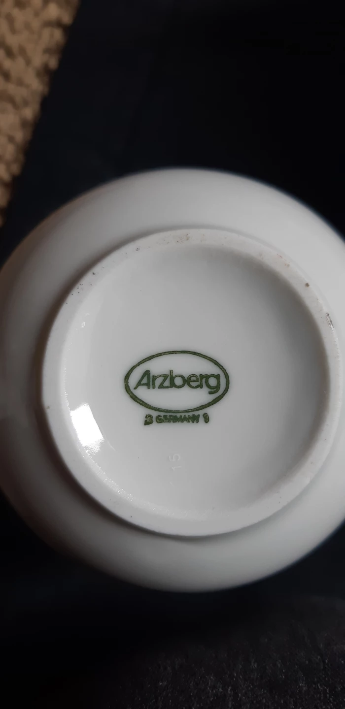 Arzberg Porcelain Teapot and Creamer Set - photo 4