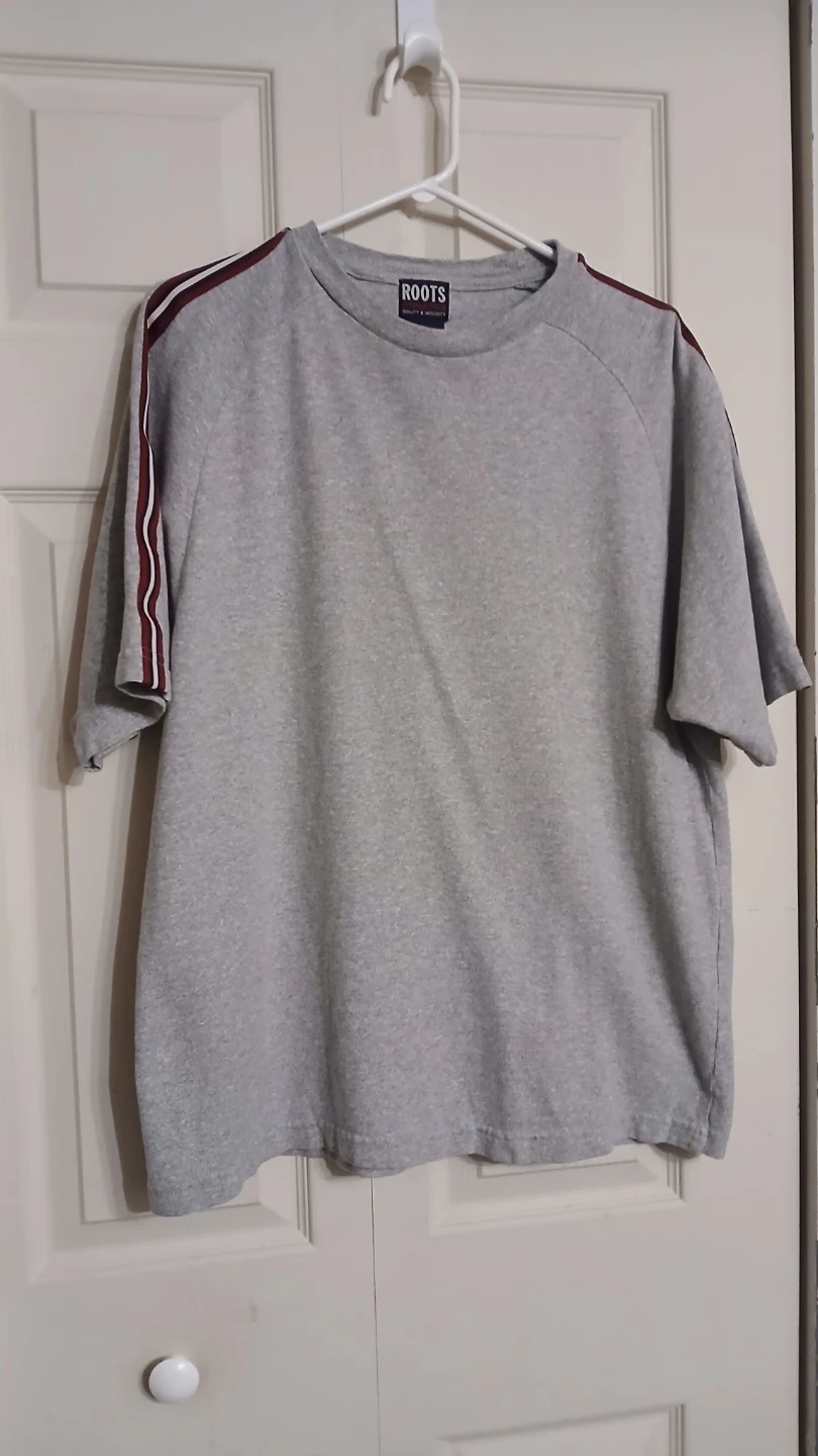 Roots Athletics oversized tee, size medium (M)