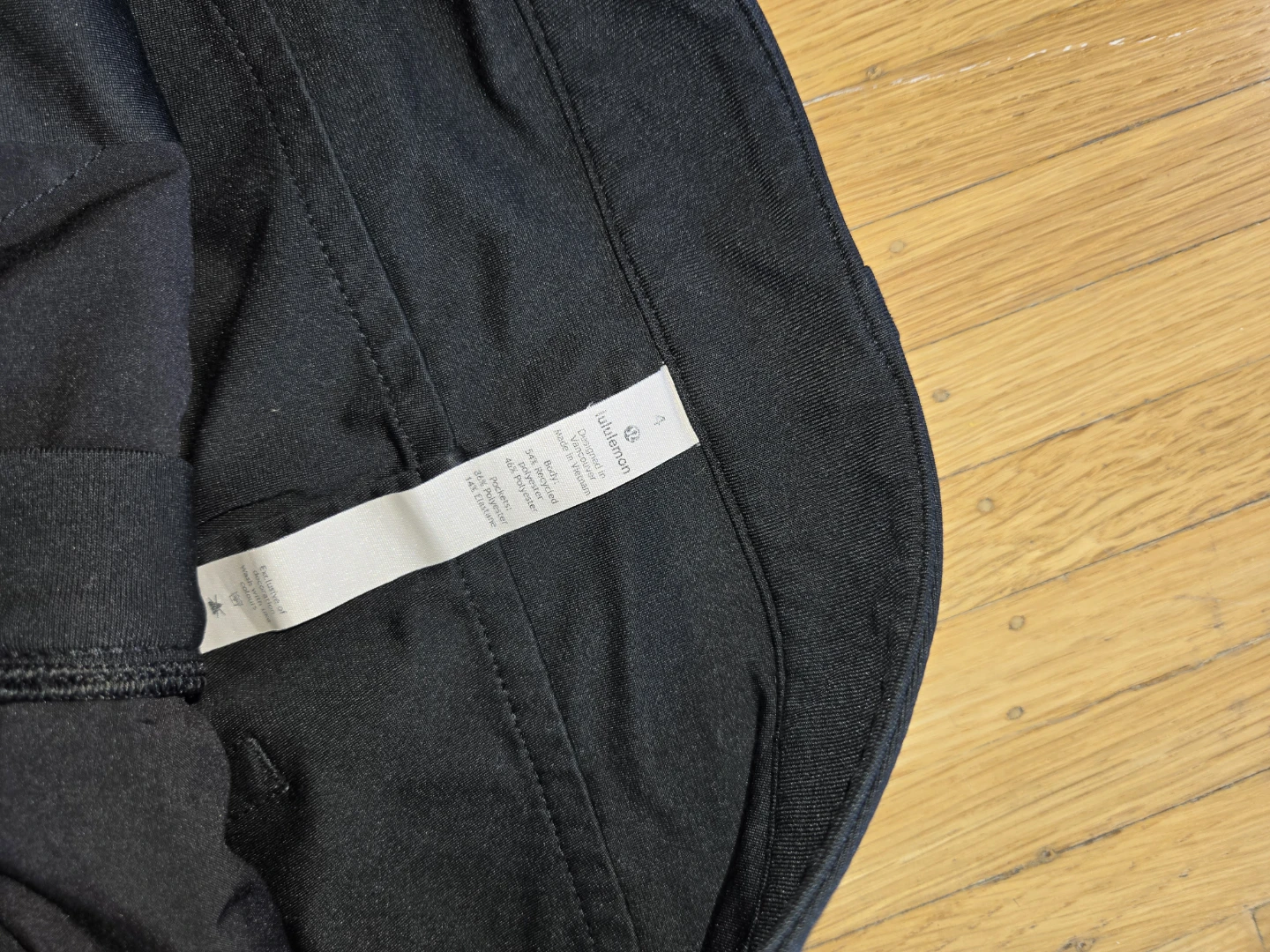 Lululemon City Sleek 5 Pocket 7/8 Pant - Size 4 - photo 5