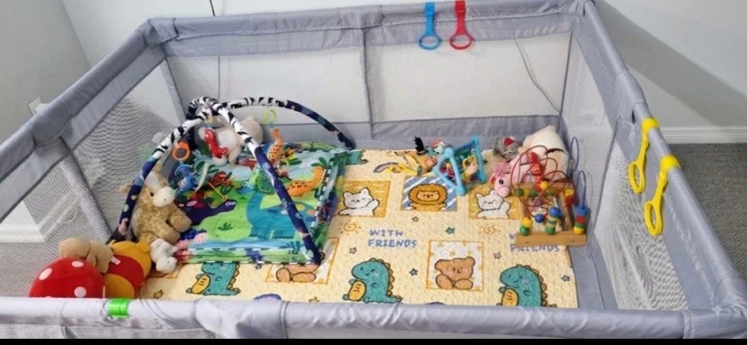 Extra Large Baby/Toddler Playpen (59x71x26in)